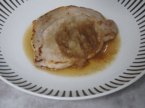 おろしぽん酢の豚ロースステーキ